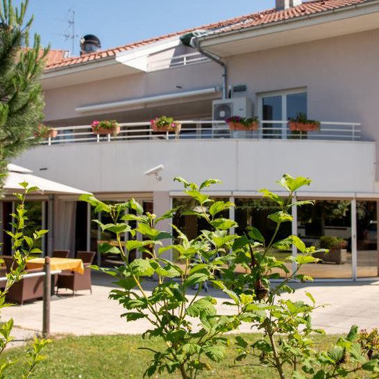 5eff3b6228e43616987875