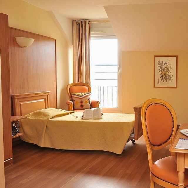 residence-moulin-de-l-epine-chambre-002