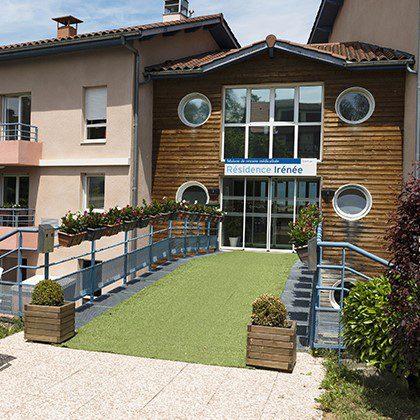 69-bessenay-irenee-100-facade